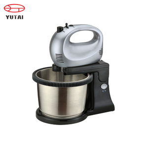 Mini mezclador de mano con operación de batería con un tazón rotativo de 2500 ml